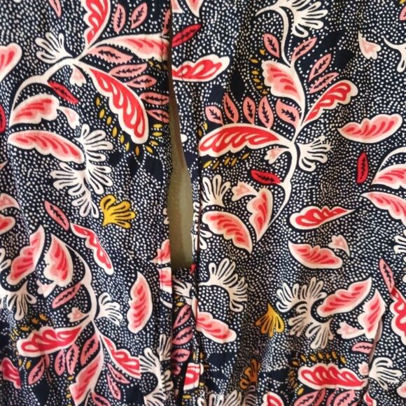 Lulus Dondi Navy Blue Floral Print Romper Shorts Size M - Picture 12 of 14